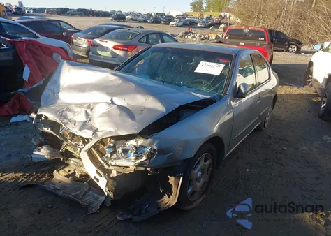 2001 Infiniti I30 Luxury из США, поврежденный, VIN JNKCA31A31T007364